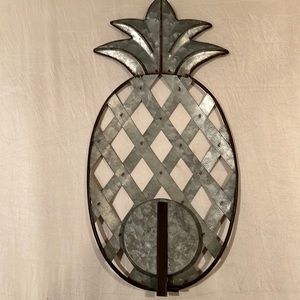 Pineapple candle holder